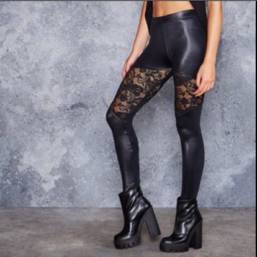 BlackMilk Spartan Leggings Size Small